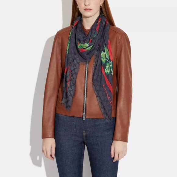 🌹 Coach Signature Fairytale Rose Print Oversized Square Scarf - Picture 1 of 5